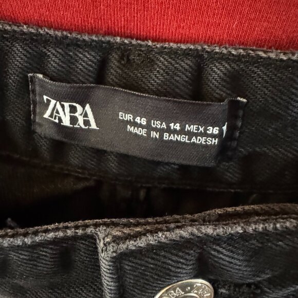 Zara Mid-Rise TRF Cargo Pants Denim Black Wide Leg Jeans Womens US Size 14 EU 46 - Picture 2 of 5